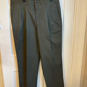 Dockers Green Chinos with Pleated Front and Belt Loops